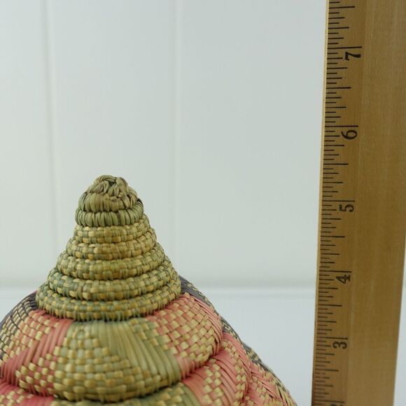 Ethiopian Hand Woven Mesob Basket With Lid - Picture 10 of 10